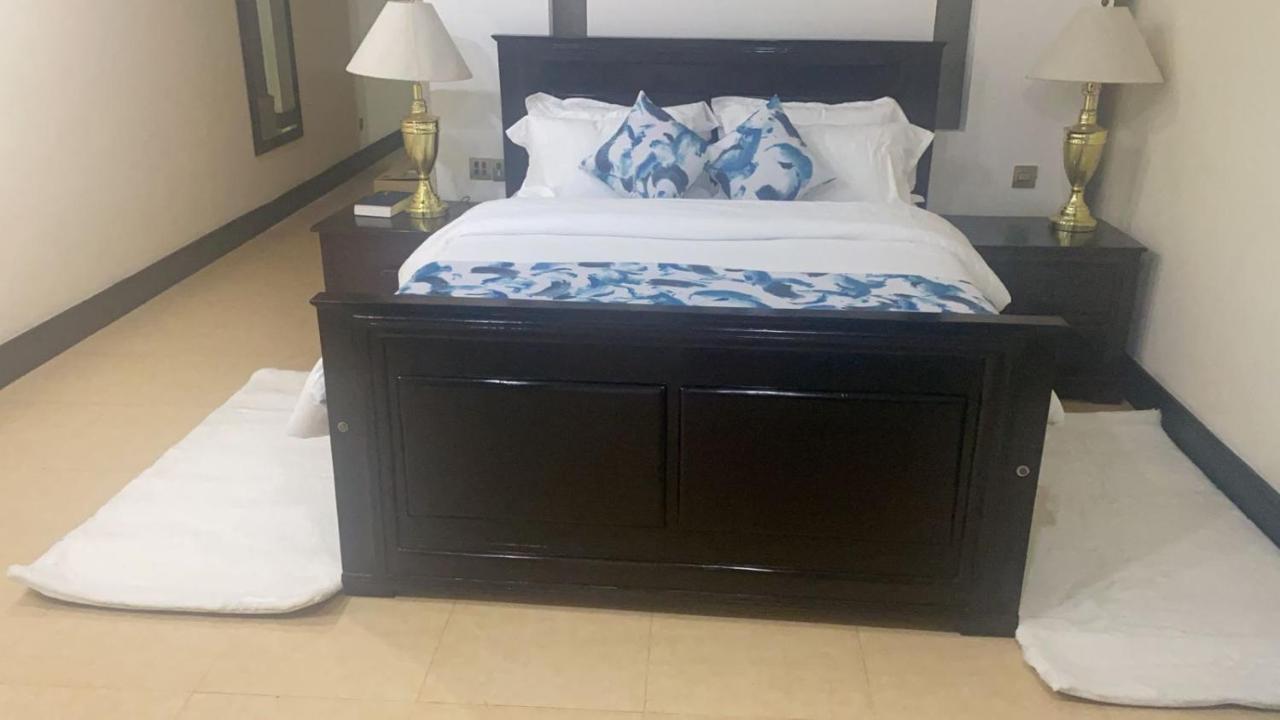 Stayplus Nyali Luxury Suites Mombasa Esterno foto