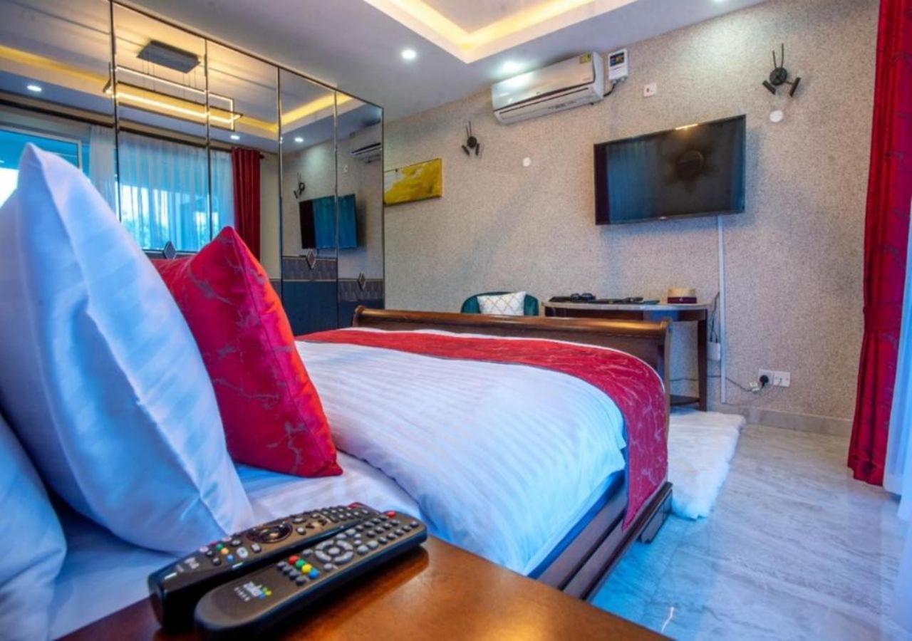Stayplus Nyali Luxury Suites Mombasa Esterno foto